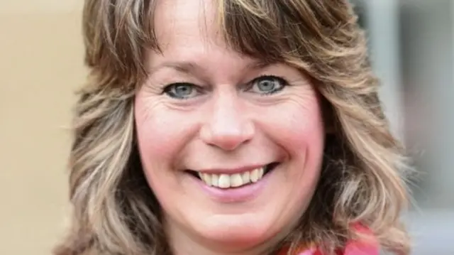 Michelle ThomsON