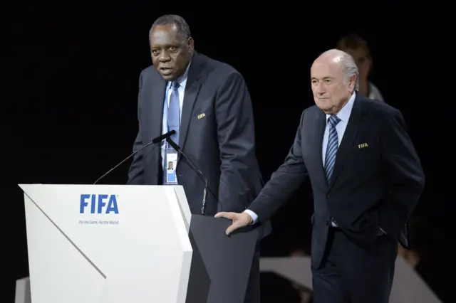 Issa Hayatou (left)