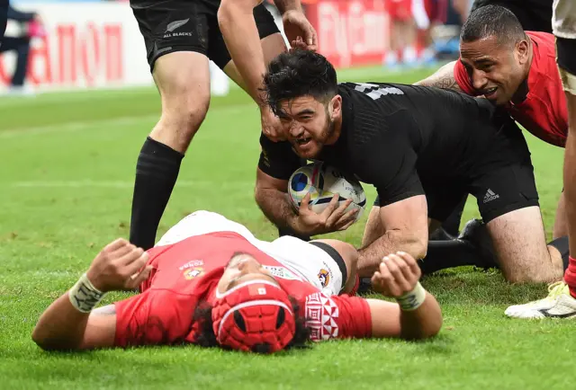 Nehe Milner-Skudder