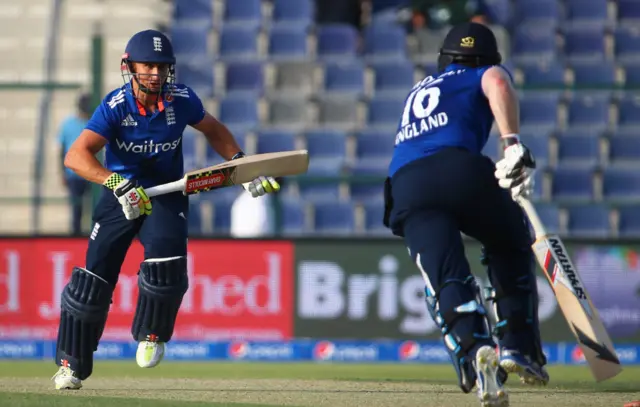 James Taylor and Eoin Morgan run between the wickets