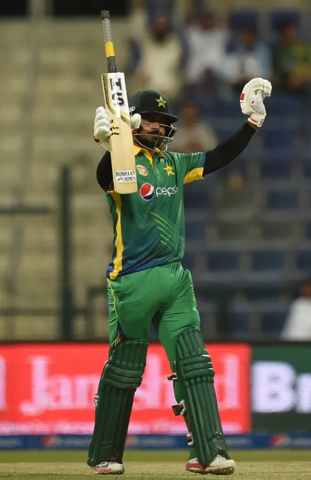 Mohammad Hafeez celebrates