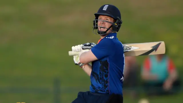Eoin Morgan in bat for England
