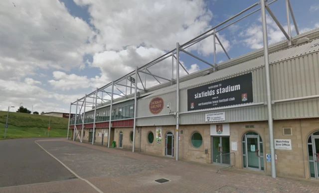 Sixfields