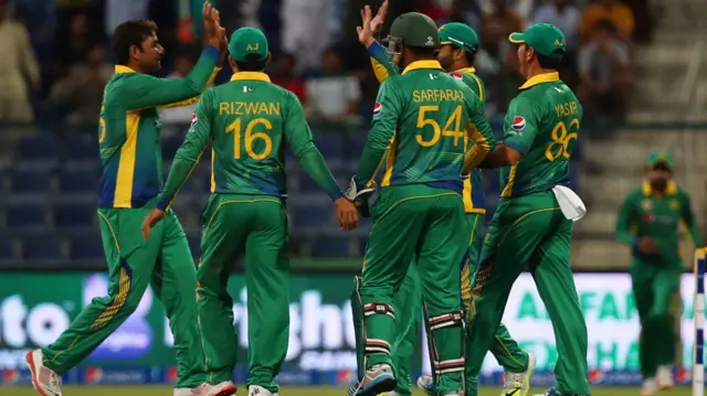 Pakistan celebrate