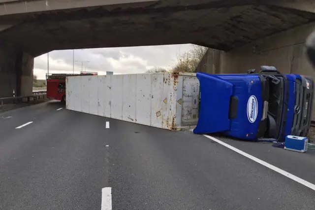 The lorry on its side