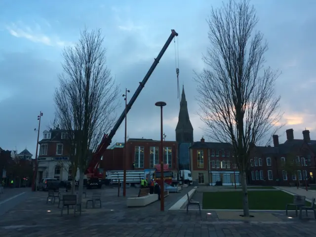 Wheel arrived in jubilee square