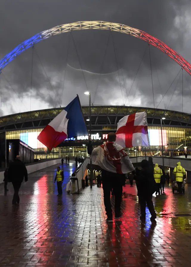 Wembley fans