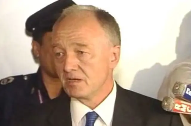 Ken Livingstone delivers a speech in Singapore