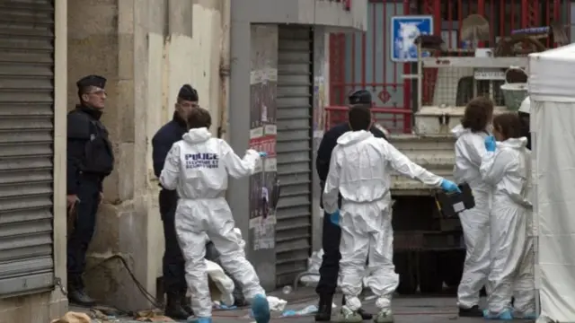 French forensic teams in Saint Denis