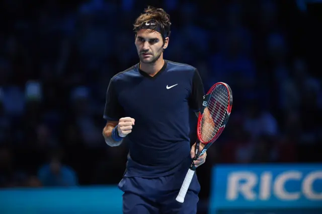 Roger Federer celebrates a point