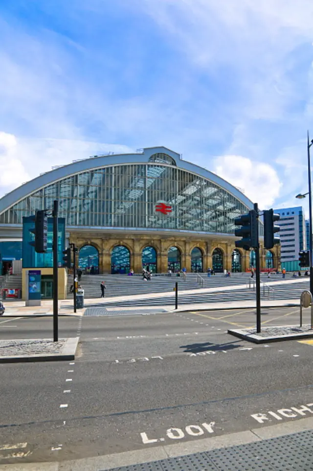 Liverpool Lime Street station