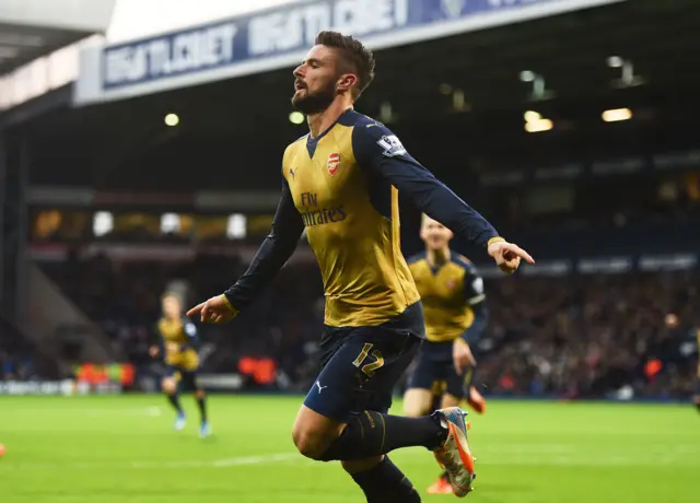 Arsenal's Olivier Giroud celebrates