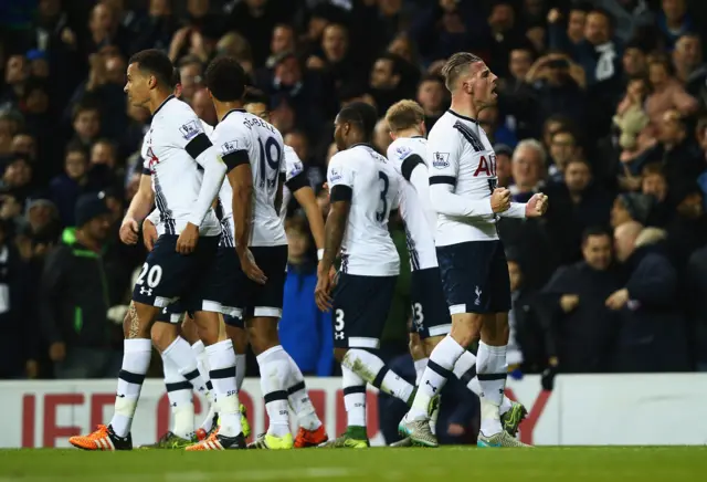 Toby Alderweireld celebrates scoring for Tottenham