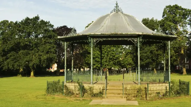 Abington Park