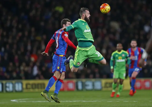 Steven Fletcher heads a ball for Sunderland