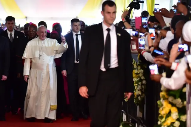 Pope Francis has received a rapturous welcome in Kenya