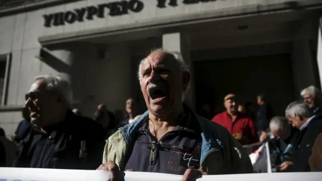 Greek pensioner protests