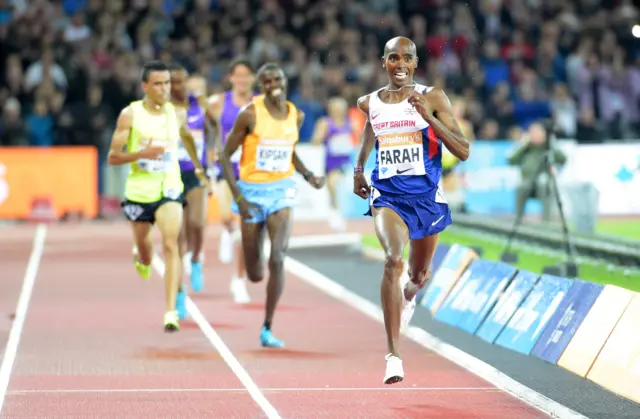 Mo Farah competing at the Anniversary Games