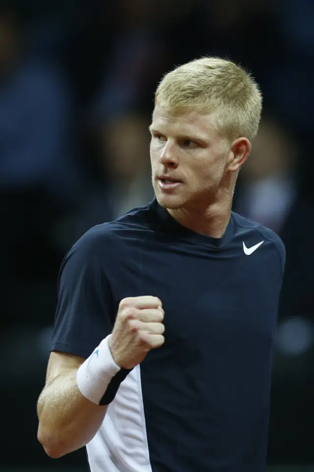 Kyle Edmund clenches his fist