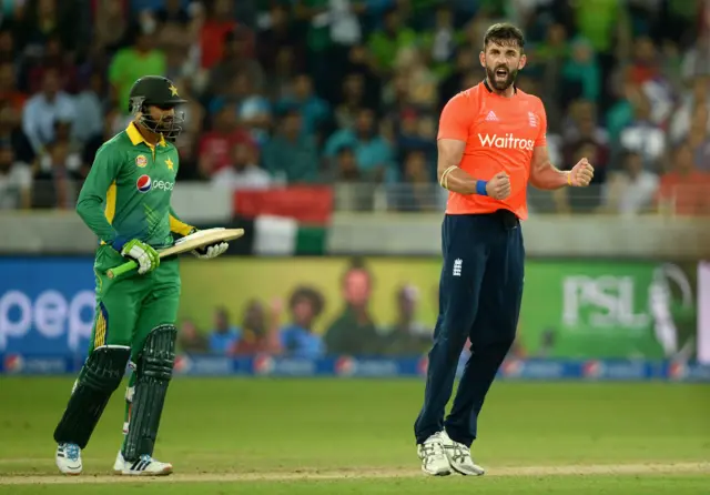 Liam Plunkett of England celebrates