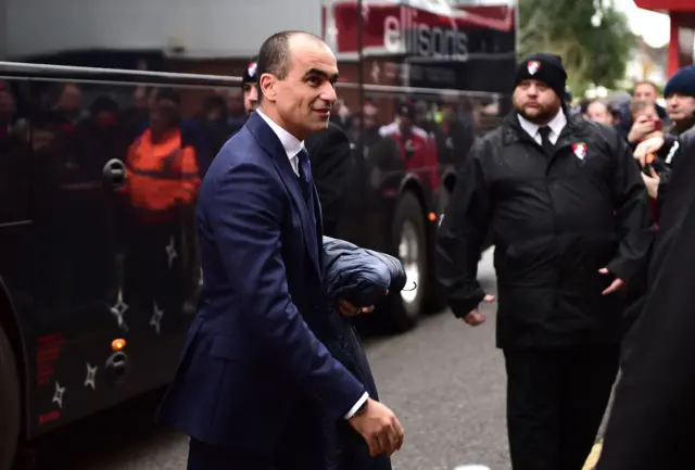 Everton manager Roberto Martinez arrives at the Vitality Stadium