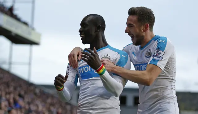 Papiss Cisse celebrates