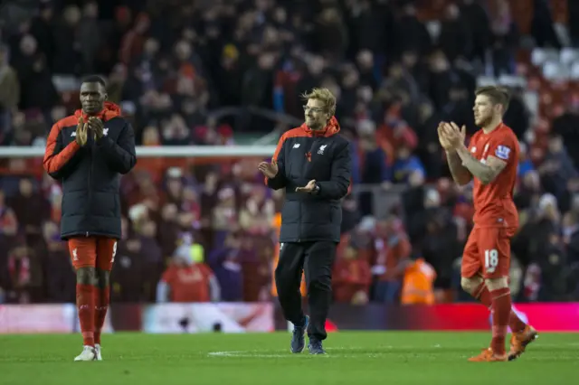 Jurgen Klopp applauds at the end of the match