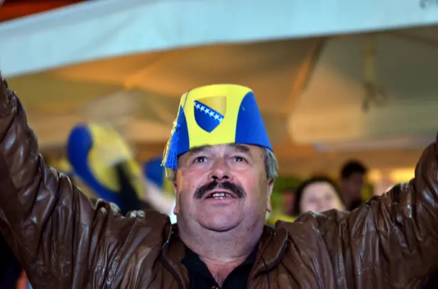 Bosnia fan