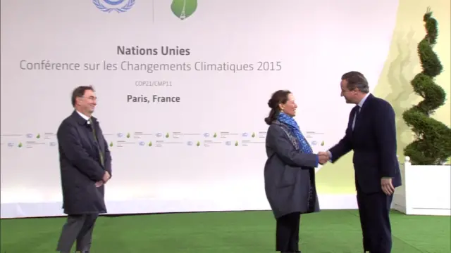 David Cameron attends the Paris climate change talks