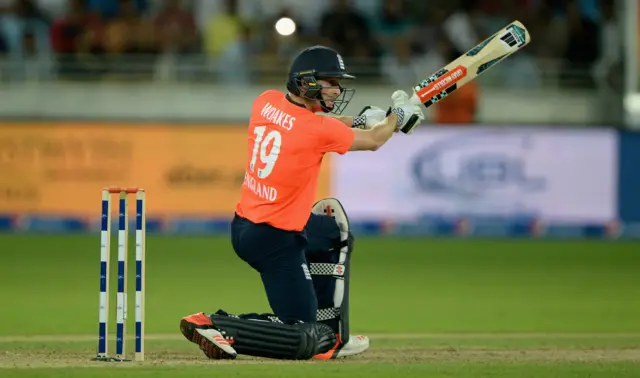 Chris Woakes of England bats during the 2nd International T20 between Pakistan and England at Dubai Cricket Stadium on November 27, 2015 in Dubai, United Arab Emirates