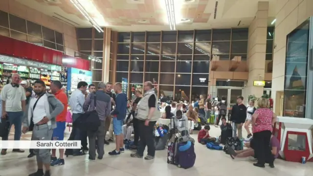 Scene at Sharm el-Sheikh airport