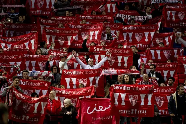 Sevilla fans