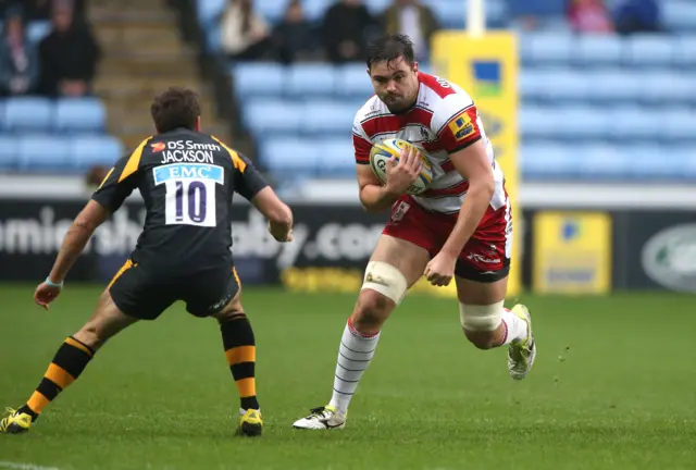 Elliott Stooke of Gloucester in action