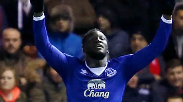 Romelu Lukaku celebrates