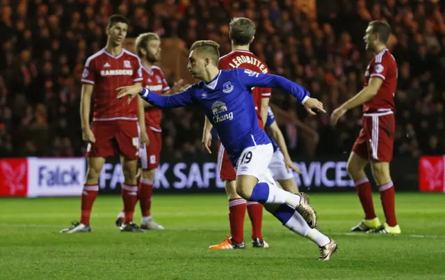 Christian Stuani scores