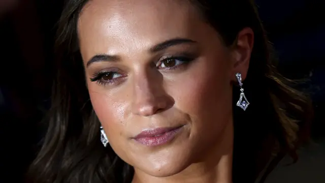 Alicia Vikander