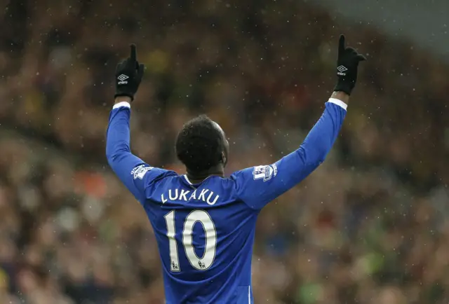 Romelu Lukaku celebrates