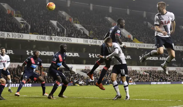 Eric Dier loses his marker to score