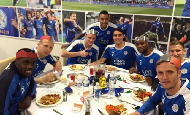 Leicester players eat Christmas dinner