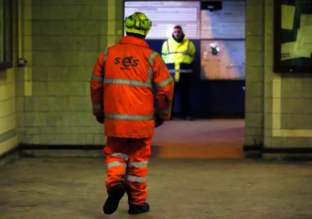 Miner finishes last shift at Kellingley Colliery