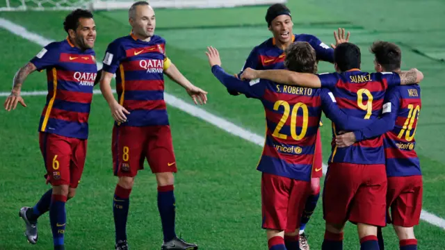 Luis Suarez and teammates celebrate