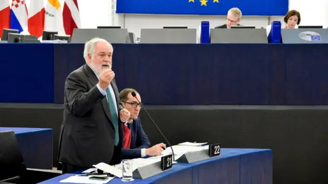 EU climate commissioner Miguel Arias Canete