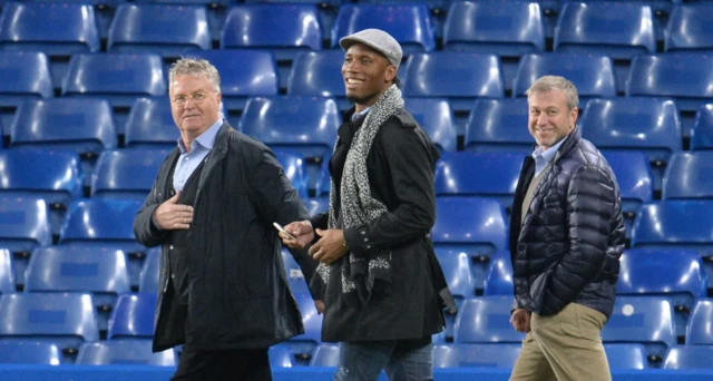 Guus Hiddink, Didier Drogba and Roman Abramovich