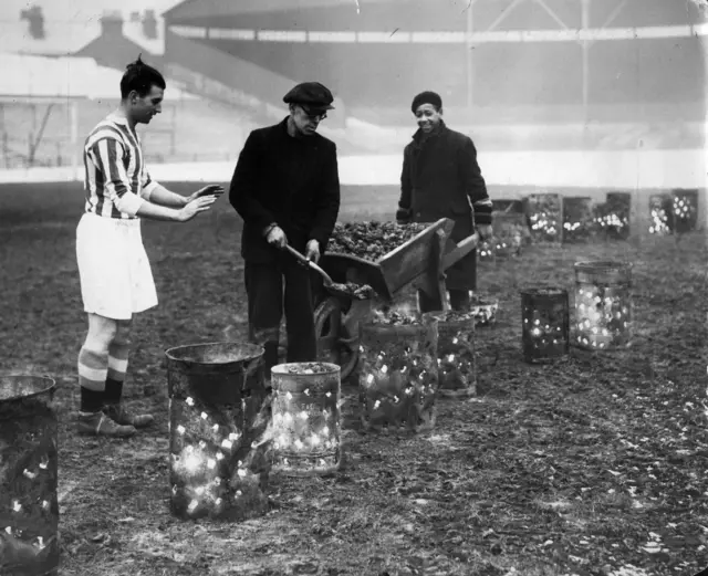 Thawing frozen pitch