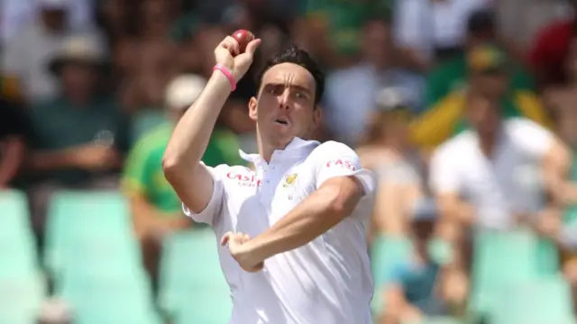 Kyle Abbott of South Africa delivers a ball