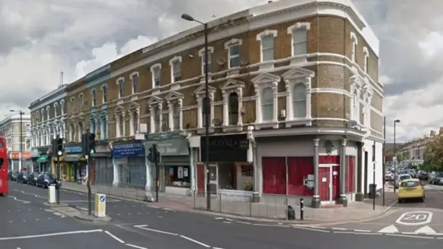 Balakrishnan started the "Workers Institute" in a building in Acre Lane, Brixton