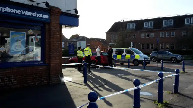 Carphone Warehouse robbery