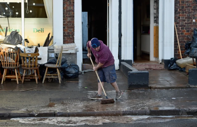 clearing up in Carlisle