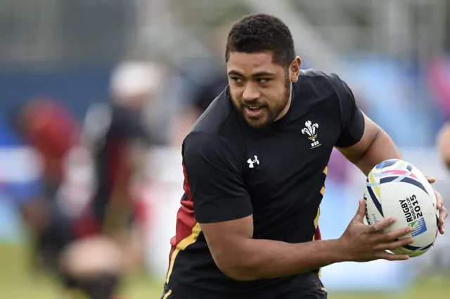 Taulupe Faletau