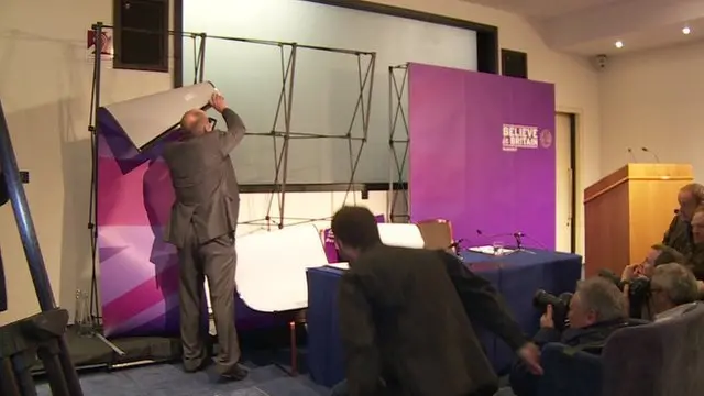 Coilapsing stage at UKIP conference